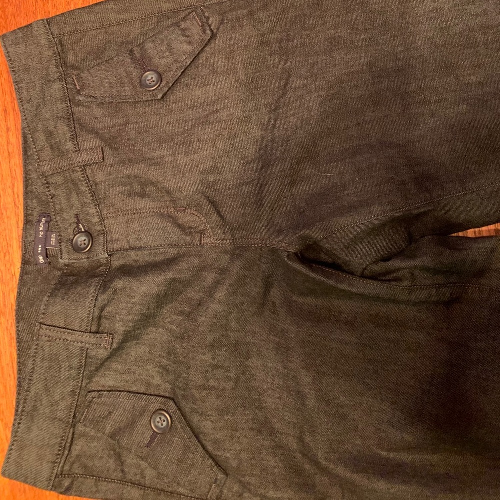 Gap Hip Snug Fit